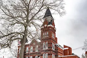 Putnam Town Hall image