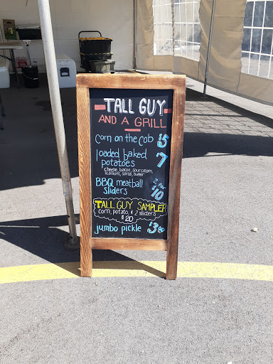 Caterer «Tall Guy and a Grill Catering», reviews and photos, 7227 W North Ave, Wauwatosa, WI 53213, USA