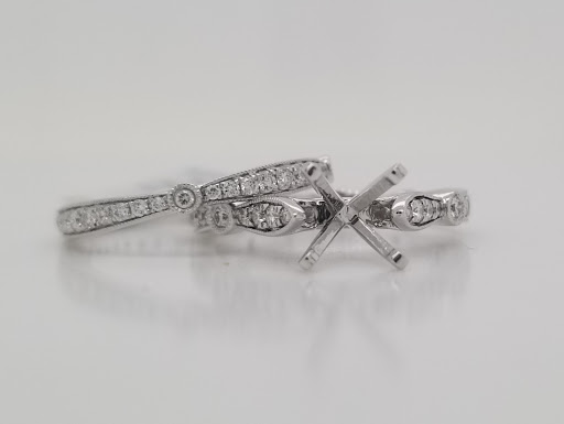 Jewelry Store «Cambridge Jewelers», reviews and photos, 76 Maple Dr, Hudson, OH 44236, USA