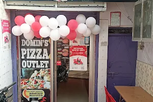 GUPTA ji DOMIN'S PIZZA OUTLET & HOMETOWN SPICY HOT PIZZA image