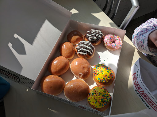 Bakery «Krispy Kreme Doughnuts», reviews and photos, 2900 S 108th St, Milwaukee, WI 53227, USA