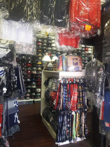 Shopping Mall «Los Amigos Mall», reviews and photos, 307 E Jefferson Blvd, Los Angeles, CA 90011, USA