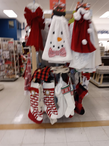 Department Store «Marshalls», reviews and photos, 1220 Winston Plaza, Melrose Park, IL 60160, USA