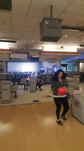 Bowling Alley «Streamwood Bowl», reviews and photos, 1232 E Irving Park Rd, Streamwood, IL 60107, USA
