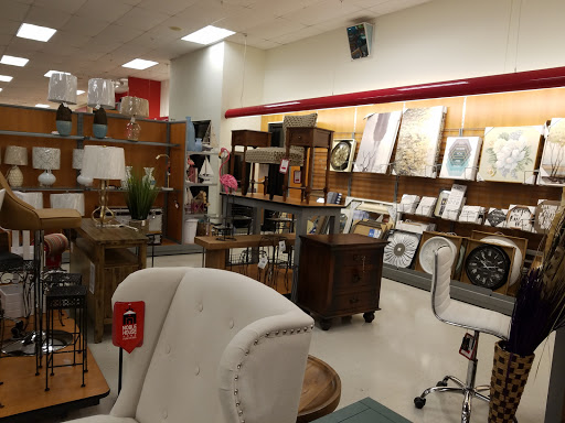 Department Store «T.J. Maxx», reviews and photos, 3445 Princeton Rd, Hamilton, OH 45011, USA