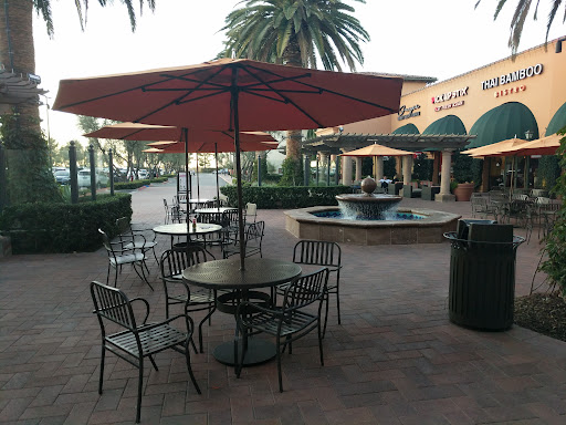 Shopping Mall «Quail Hill Shopping Center», reviews and photos, 6501 - 6875 Quail Hill Pkwy, Irvine, CA 92603, USA