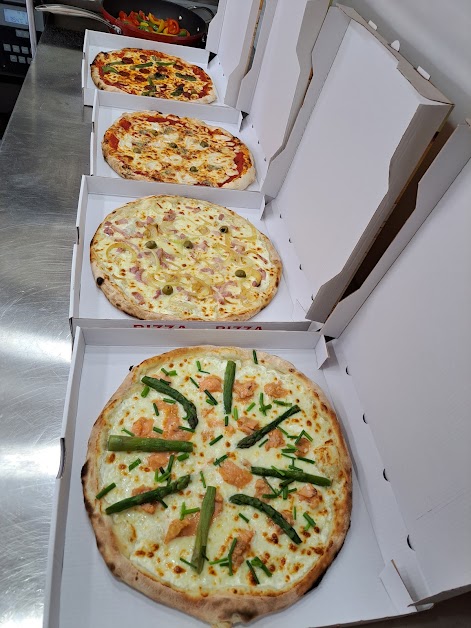 lilo pizza à Saint-Jean-de-Cornies