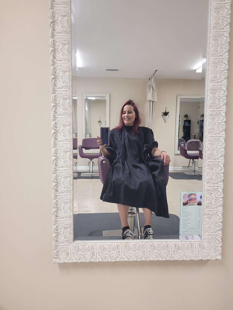 Sea Glass Salon 31558