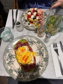 Les plus récentes photos du Restaurant servant le petit-déjeuner AZUR CAFÉ BRUNCH & COFFEE CHAMPS-ELYSÉES à Paris - n°3