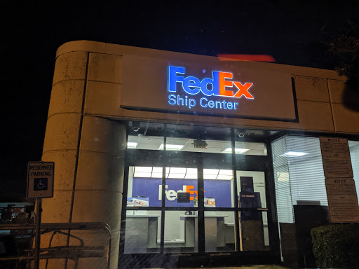 Shipping and Mailing Service «FedEx Ship Center», reviews and photos, 1102 Brussels St, San Antonio, TX 78219, USA