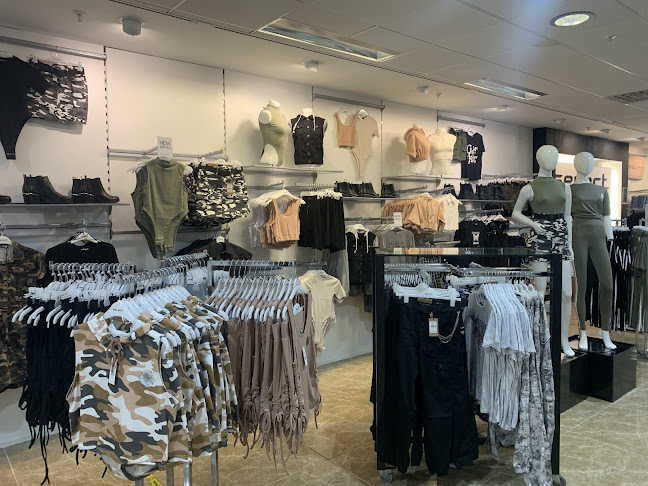Reviews of Select Fashion in Maidstone - Clothing store