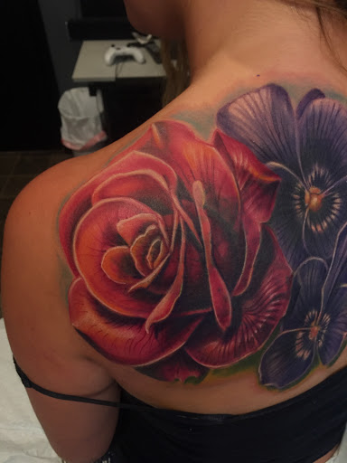 Tattoo Shop «American Tattoo Art», reviews and photos, 1721 Laskin Rd #112, Virginia Beach, VA 23454, USA