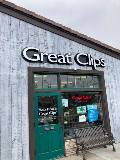 Hair Salon «Great Clips», reviews and photos, 5225 Canyon Crest Dr #35, Riverside, CA 92507, USA