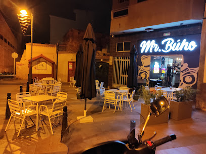 BAR MR BúHO DRINK AND FOOD