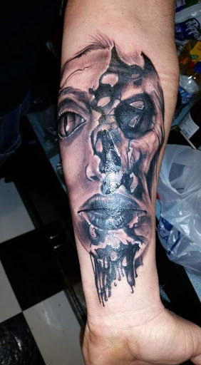 Tattoo Shop «Bent N Twiztid Tattooing», reviews and photos, 15 River Rd, Willington, CT 06279, USA