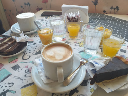 MOKA Pasteleria & Cafe