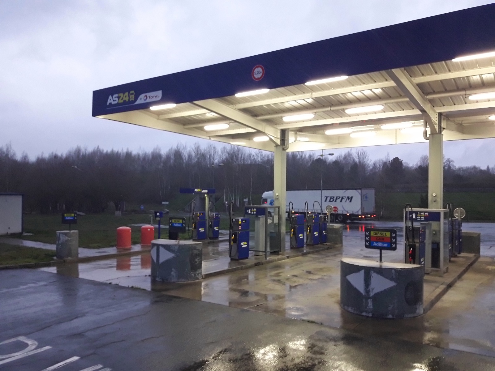 Photo n° 5 de l'avis de El.e fait le 02/04/2019 à 20:26