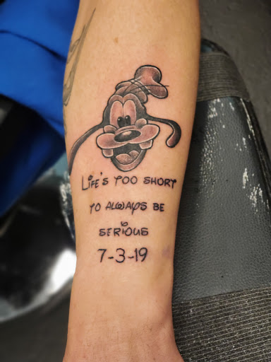 Tattoo Shop «A Sudden Urge Tattoos», reviews and photos, 9360 Mentor Ave B, Mentor, OH 44060, USA