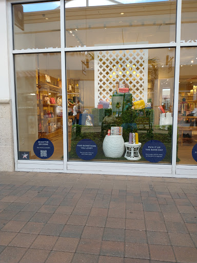 Shopping Mall «Orlando Outlet Marketplace», reviews and photos, 5269 International Dr, Orlando, FL 32819, USA