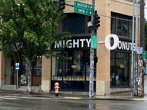Mighty-O Donuts Capitol Hill, 1400 12th Ave, Seattle, WA 98122, USA, 