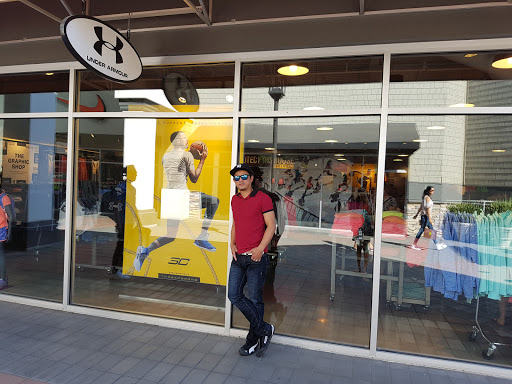 Shopping Mall «San Francisco Premium Outlets», reviews and photos, 2774 Livermore Outlets Dr, Livermore, CA 94551, USA