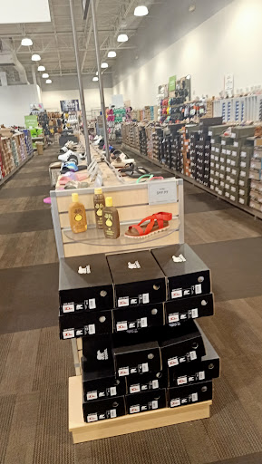 Shoe Store «DSW Designer Shoe Warehouse», reviews and photos, 10515 N Mopac Expy, Austin, TX 78759, USA