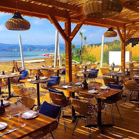 Atmosphère du Restaurant Chucs Saint-Tropez - n°1