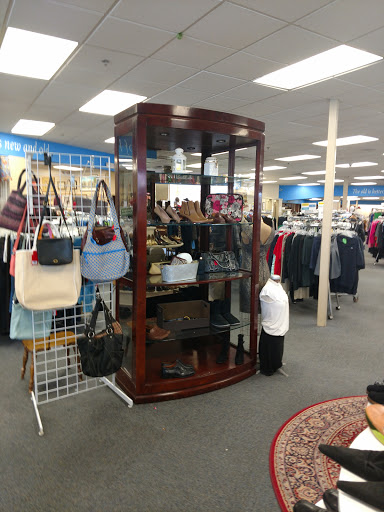 Thrift Store «Encore Upscale Resale», reviews and photos, 29080 Southfield Rd, Southfield, MI 48076, USA