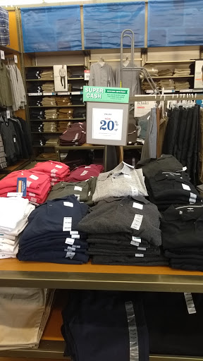 Clothing Store «Old Navy», reviews and photos, 2 Meadow Cir Dr, Lake St Louis, MO 63367, USA