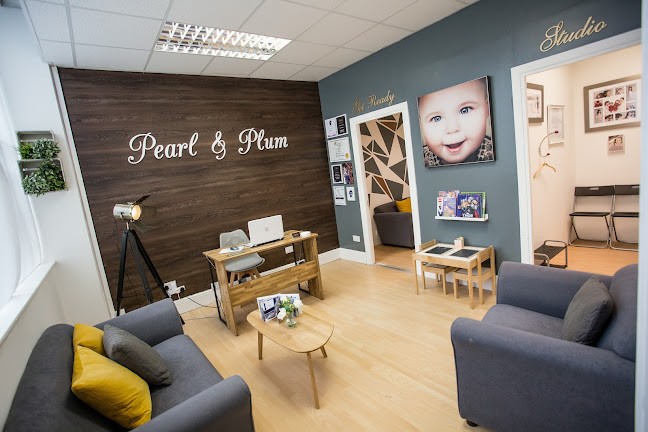 Pearl and Plum Photography - Photography studio