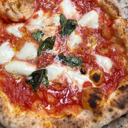 #1 best pizza place in Connecticut - Pasta Eataliana Trattoria Napoletana