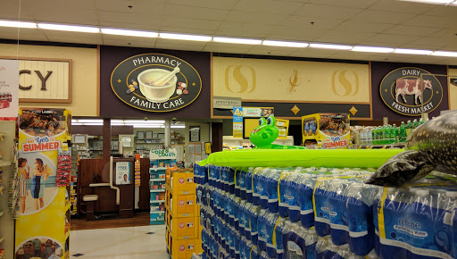 Grocery Store «Safeway», reviews and photos, 2525 SE Tualatin Valley Hwy, Hillsboro, OR 97123, USA