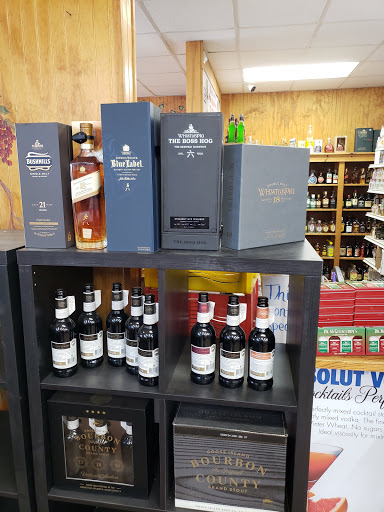 Liquor Store «Windham Wine & Spirits», reviews and photos, 1182 Main St, Willimantic, CT 06226, USA