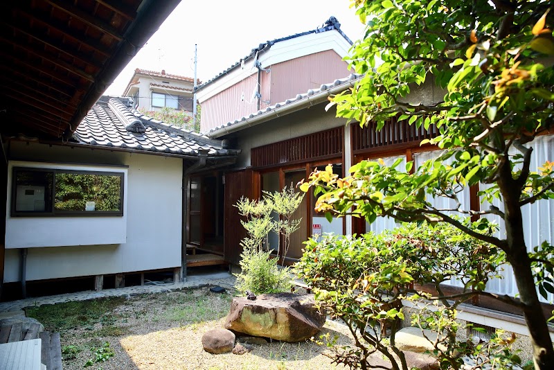 Yuzan Guesthouse 遊山ゲストハウス