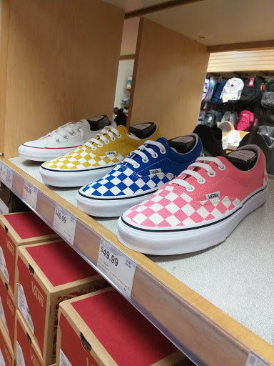 Shoe Store «WSS», reviews and photos, 11911 Valley Blvd, El Monte, CA 91732, USA