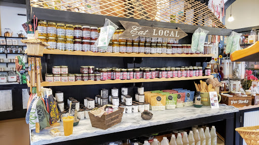 Vitamin & Supplements Store «Pure Life Health Food & Vitamins», reviews and photos, 317 N Front St, Wilmington, NC 28401, USA