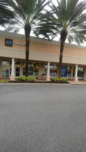 Clothing Store «The North Face Outlet», reviews and photos, 8225 Vineland Ave, Orlando, FL 32831, USA