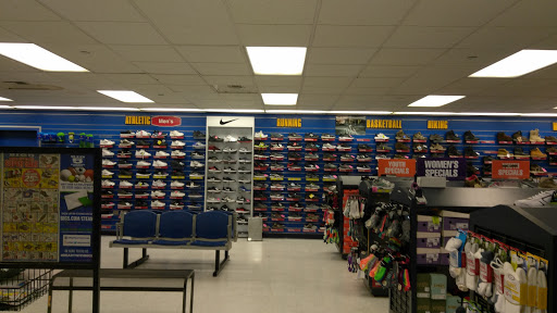 Sporting Goods Store «Big 5 Sporting Goods», reviews and photos, 3420 Wilshire Blvd, Los Angeles, CA 90010, USA