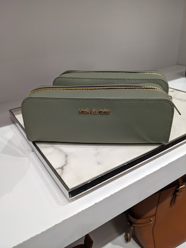 Fashion Accessories Store «Michael Kors», reviews and photos, 532 Great Mall Dr, Milpitas, CA 95035, USA