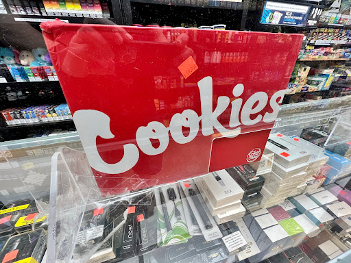 Tobacco Shop «Smokers Heaven KC», reviews and photos, 10145 Wornall Rd, Kansas City, MO 64114, USA