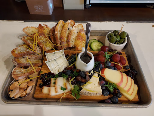 Wine Store «Blackbird Wine Shop», reviews and photos, 4323 NE Fremont St, Portland, OR 97213, USA