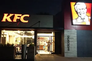 KFC Kolannade Mall - Montana image