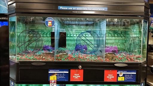 Pet Supply Store «PetSmart», reviews and photos, 2300 Gary Farm Blvd #600, Bowling Green, KY 42104, USA