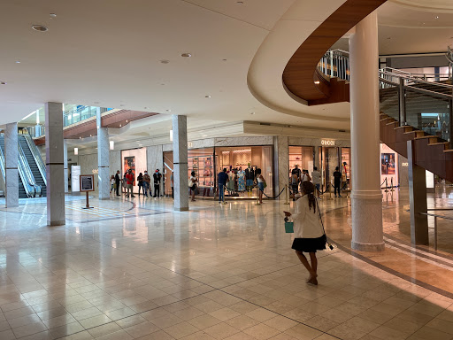Shopping Mall «Phipps Plaza», reviews and photos, 3500 Peachtree Rd NE, Atlanta, GA 30326, USA