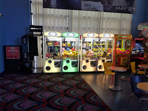 Movie Theater «Cross County Multiplex Cinemas», reviews and photos, 2 South Dr, Yonkers, NY 10704, USA