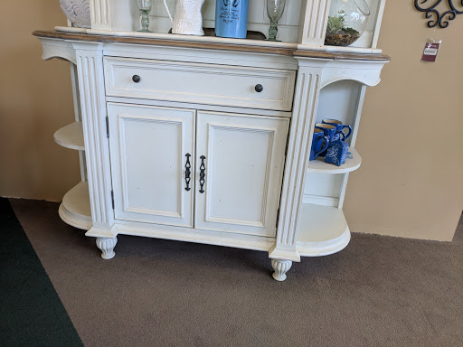 Furniture Store «Raymour & Flanigan Furniture and Mattress Store», reviews and photos, 1450 Clements Bridge Rd, Deptford Township, NJ 08096, USA