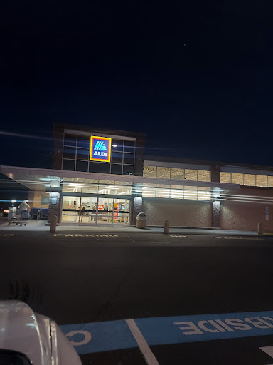 Supermarket «ALDI», reviews and photos, 606 N West End Blvd, Quakertown, PA 18951, USA