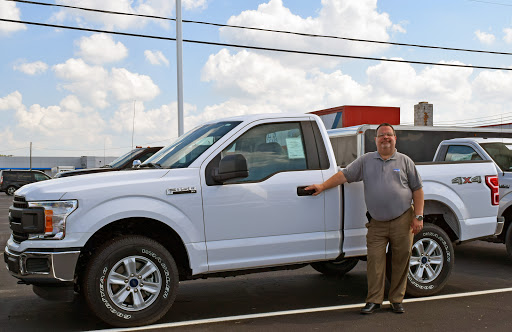 Ford Dealer «Inskeep Ford», reviews and photos, 2651 W Main St, Greenfield, IN 46140, USA