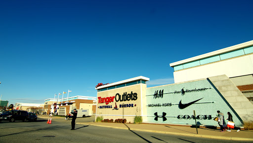 Outlet Mall «Tanger Outlet National Harbor», reviews and photos, 6800 Oxon Hill Rd, Oxon Hill, MD 20745, USA