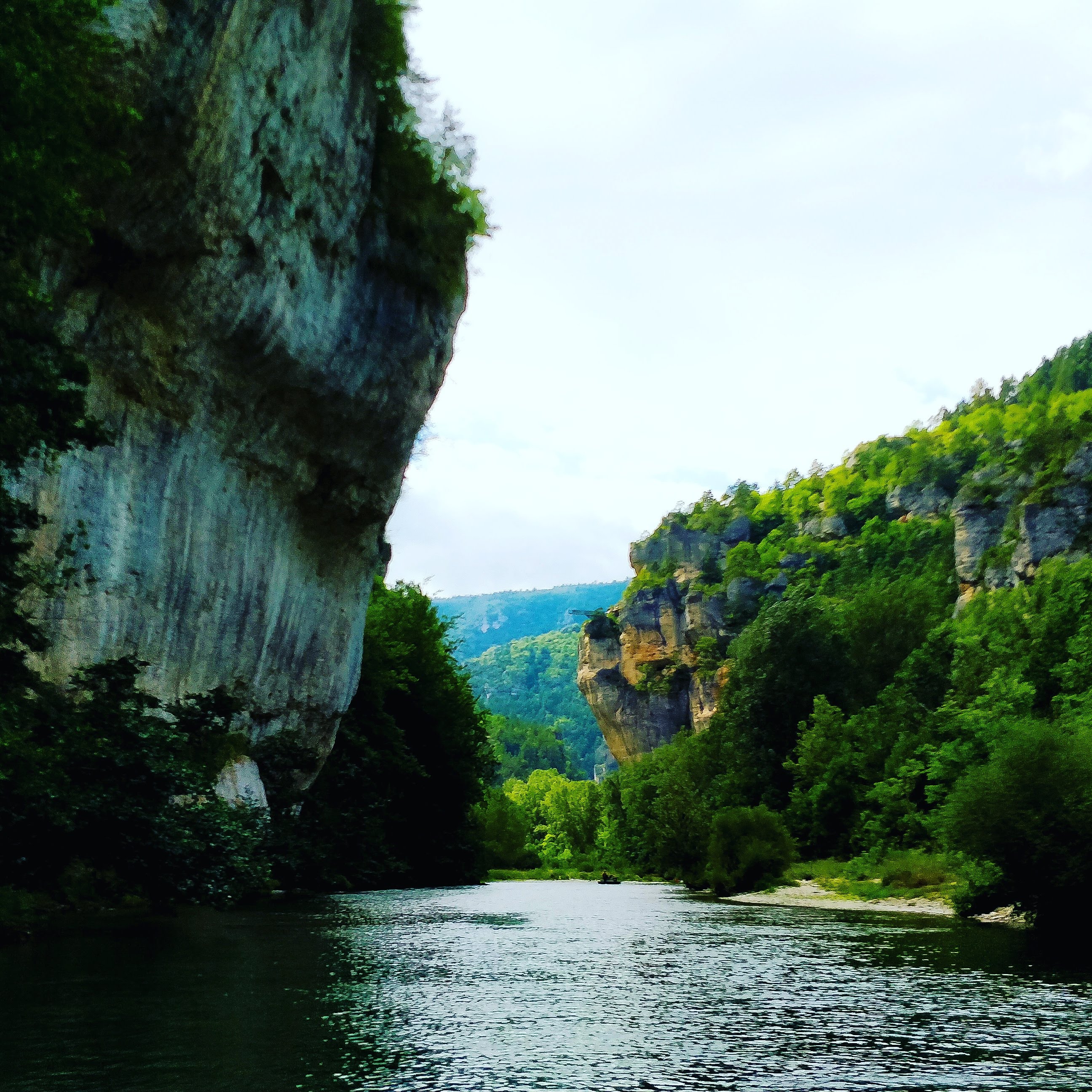 Photo n° 8 de l'avis de Misti. fait le 27/07/2017 à 10:14